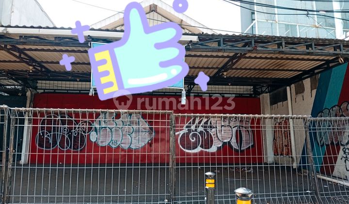 Business Space on Jl Raya Fatmawati Business Space on Jl Raya Fatmawati