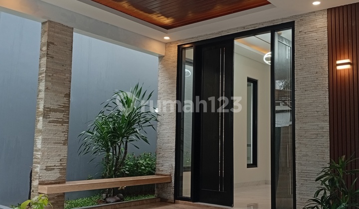 Prestige Area Luxurios House Jakarta Selatan