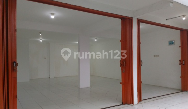 For Rent, Strategic Kiosk on Jl Fatmawati Raya For Rent, Strategic Kiosk on Jl Fatmawati Raya