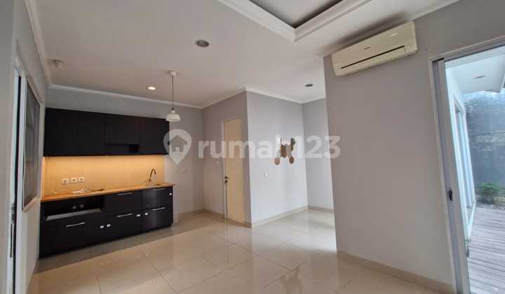 For Rent House In Greenwich Bsd