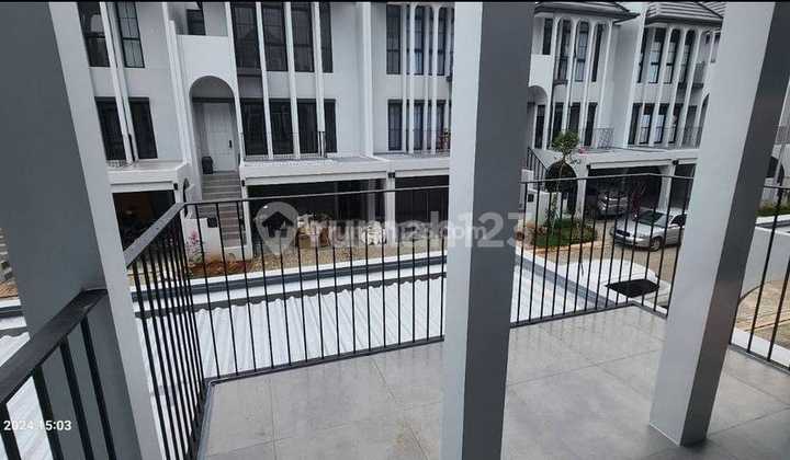 Disewakan Rumah Brand New Di Greenwich Bsd