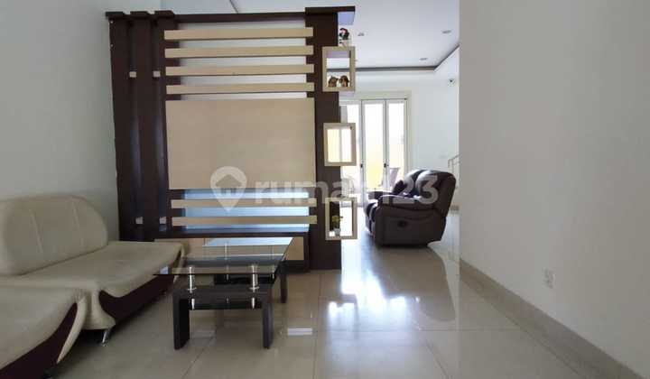 For Sale Luxury House In The Spring Gading Serpong 2