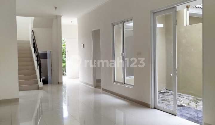Disewakan Rumah Rapih di Illago Gading Serpong