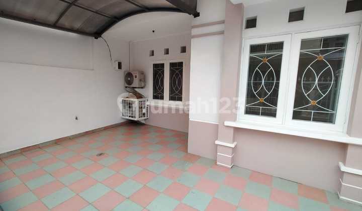 Dijual Rumah Daerah Sektor Gading Serpong 1