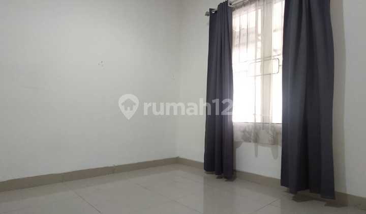 Disewakan Rumah Cluster Dibelakang Mal Sms