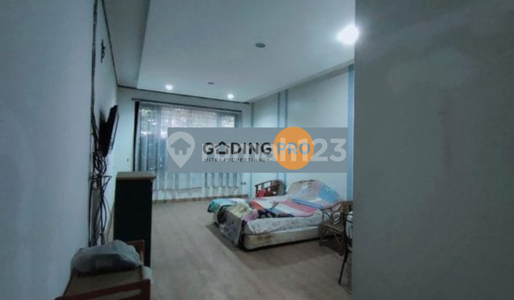 Dijual Rumah siap huni 2 lantai view danau SERENADE Tangerang 2