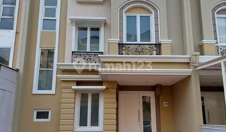 FOR SALE House In Samara Cluster, Gading Serpong FOR SALE House In Samara Cluster, Gading Serpong