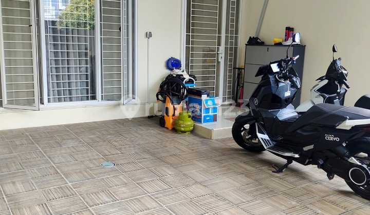 FOR QUICK SALE  HOOK HOUSE In PORIS INDAH Tangerang 2