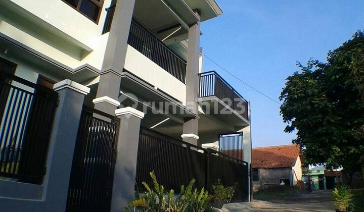 Rumah Murah 2 Lantai SHM Siap Huni Cantik Komp Permana Cimahi