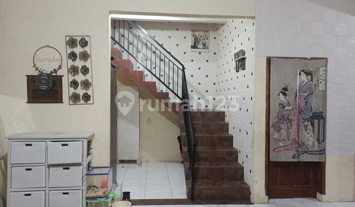 Strategic Good Cheap Unfurnished SHM House in Cisaranten, Bandung 2