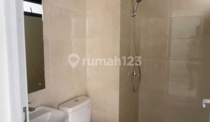 Strategic CHEAP Ruko, Good 87 m2 SHM Podomoro Park Bandung Strategic CHEAP Ruko, Good 87 m2 SHM Podomoro Park Bandung