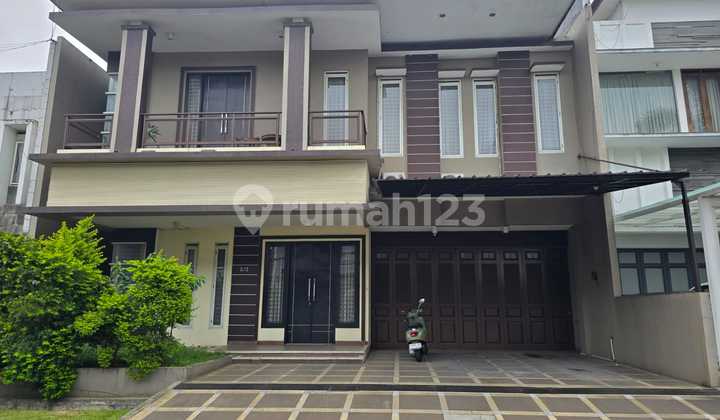 Rumah Mewah Kontrakan Bagus Unfurnished SHM Mekar Wangi, Bandung