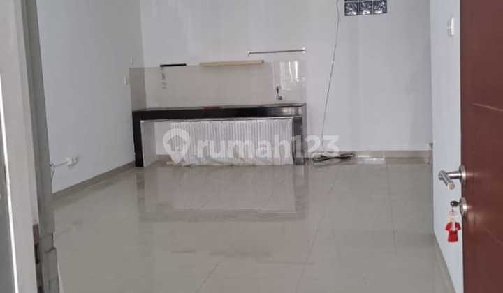 Rumah Murah nyaman Bagus Unfurnished SHM Holis Regency, Bandung
