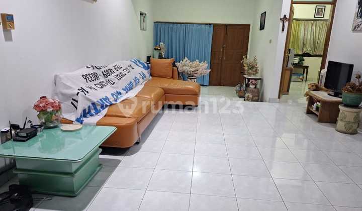 Siap Huni, Rumah, 1 Lantai, SHM, Bebas Banjir Taman Holis Indah 1