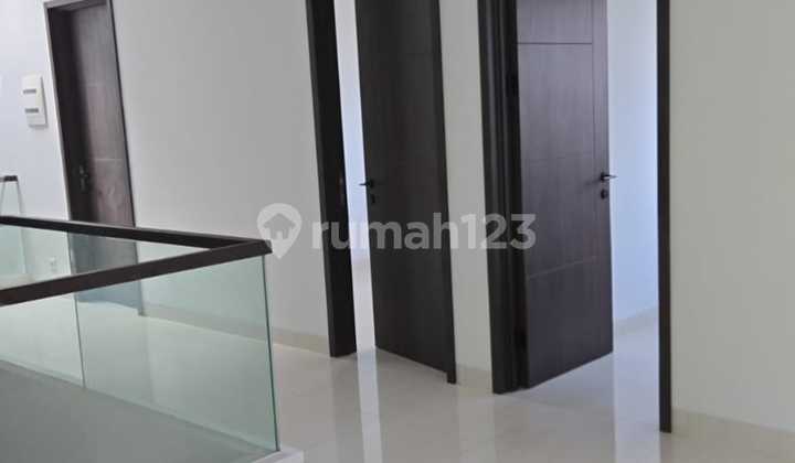 Affordable Luxury 2-Storey House SHM Ready to Occupy Cluster Emily Summarecon 2