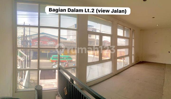 Strategic 2-Story Ready-to-Use Shophouse in Excellent Condition on Main Road Cimareme 2