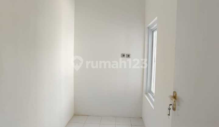 Affordable Nice Unfurnished Freehold House, Taman Cibaduyut Indah, Bandung 2