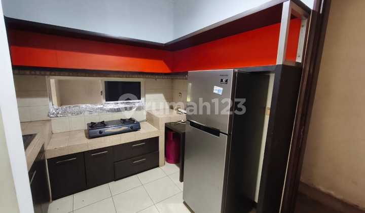 Rumah Mewah Kontrakan Bagus Unfurnished SHM Larang Tapa, KBP 2