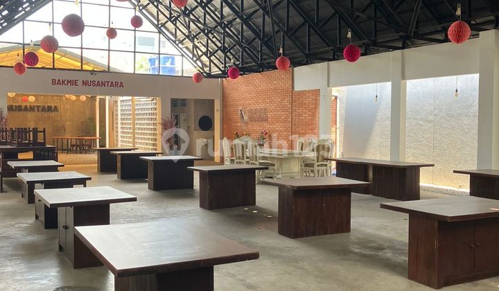 Good Commercial Space 400 m2 SHM Strategic Location Jl. Naripan, Bandung