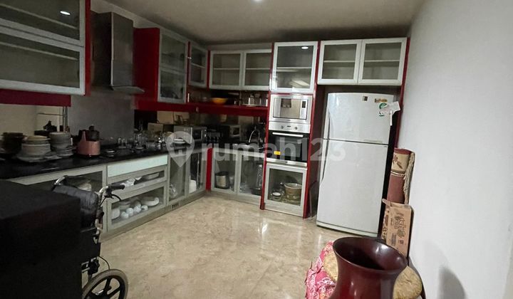 Rumah Bagus Semi Furnished SHM Komplek Suryalaya Indah, Bandung 2