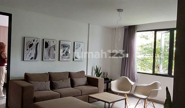 Rumah Bagus Mewah Siap Huni Furnished 2 Lantai di Geger Kalong 2