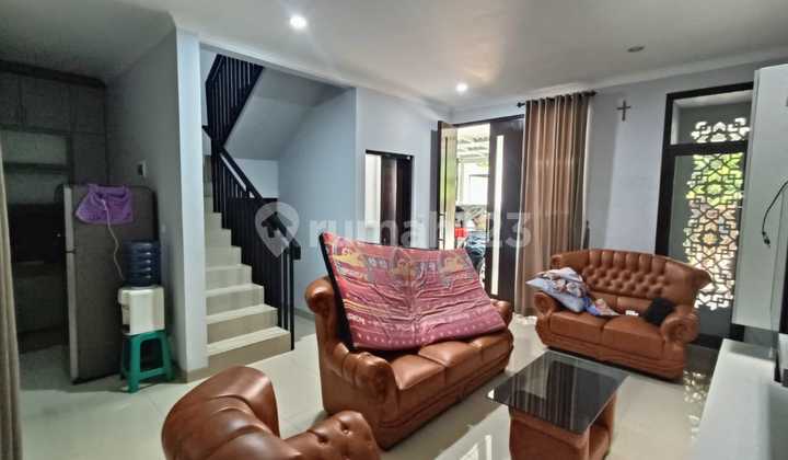 Good Unfurnished Minimalist Modern House, SHM, Antapani, Bandung