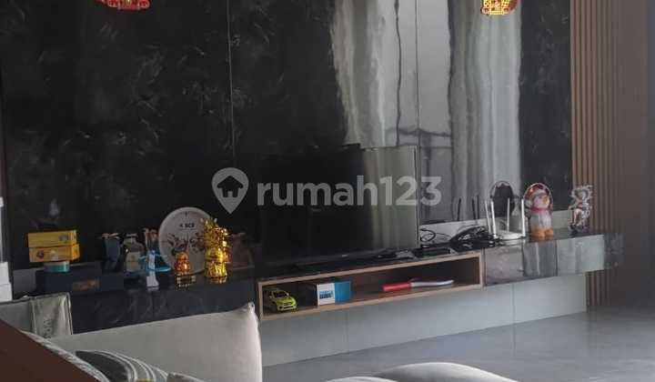 Rumah Mewah Murah 2 Lantai Furnish Siap Huni di Pondok Hijau Rumah Mewah Murah 2 Lantai Furnish Siap Huni di Pondok Hijau