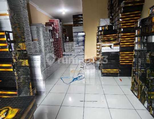 2 Ruko Rendeng SHM Nyaman Strategis Cocok untuk Toko di Jl.dulatip Bandung