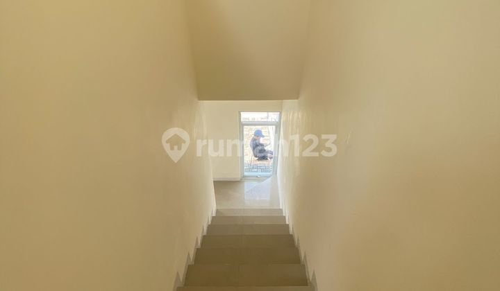 Strategic Good New Unfurnished SHM House in Vegetable Wing Kopo 2