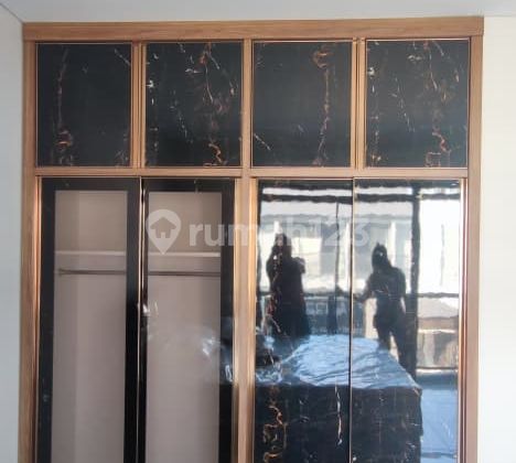 Rumah Minimalis Modern Murah Furnish SHM di Tarubhawana, Kbp 2