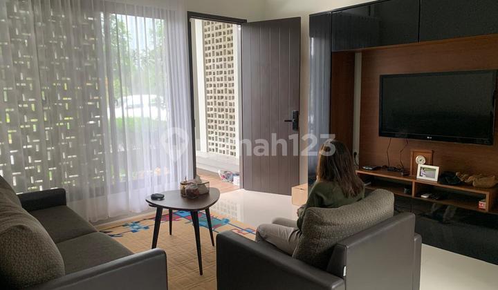 Rumah Mewah Siap Huni Nyaman 2 Lantai Cluster Flora,Summarecon Rumah Mewah Siap Huni Nyaman 2 Lantai Cluster Flora,Summarecon