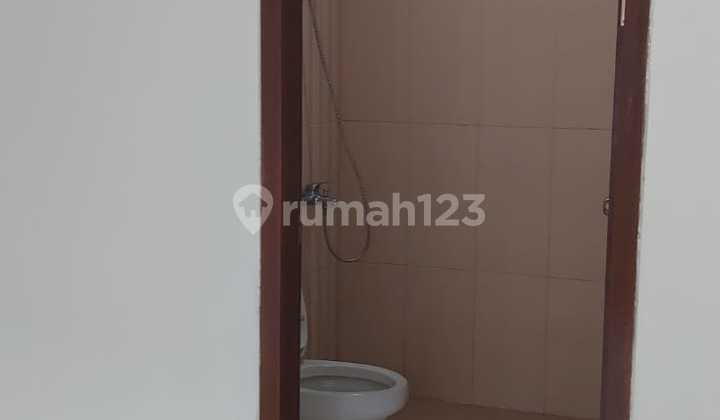 Murah Baru Renovasi Bagus Strategis Siap Huni di Tki 2 2