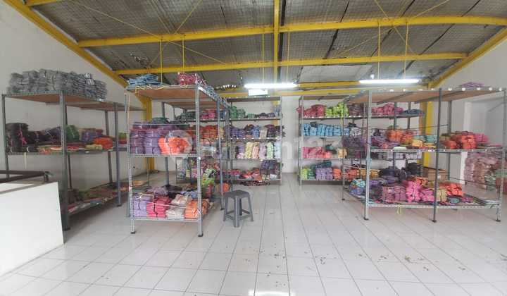 Affordable Warehouse Strategically Located with Good Access, SHM Certificate, on Jl. Nana Rohana Wing