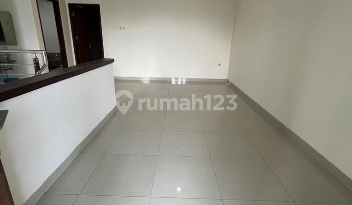 Good Comfortable Rental House SHM Setra Duta Residence, Bandung 2