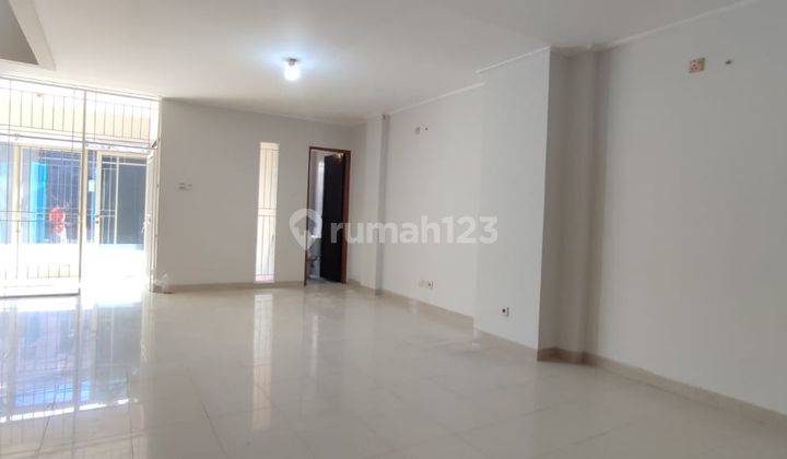 Ruko Strategis Lokasi Bisnis Bagus 120 m2 SHM di Mekar Wangi  2