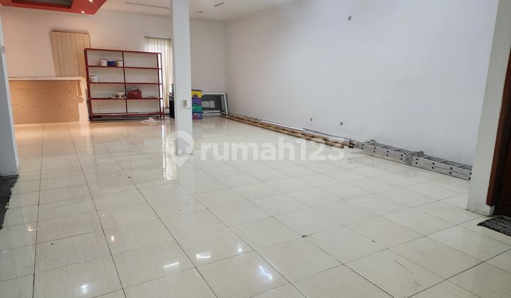 Dijual atau Disewa Ruko di Ibrahim Adjie Kondisi Bagus 