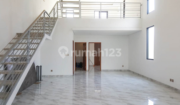 For Sale New House in Ciwastra BuahBatu in good condition. 2