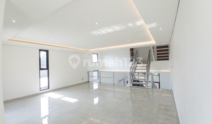 Dijual Rumah Baru di Ciwastra BuahBatu kondisi bagus