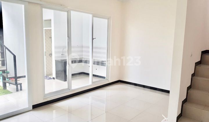 Dijual Rumah di TKI 5 Cluster SPRINGVILLE