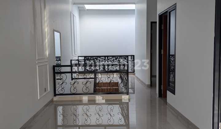 For Sale, Turangga Complex House in Good Condition