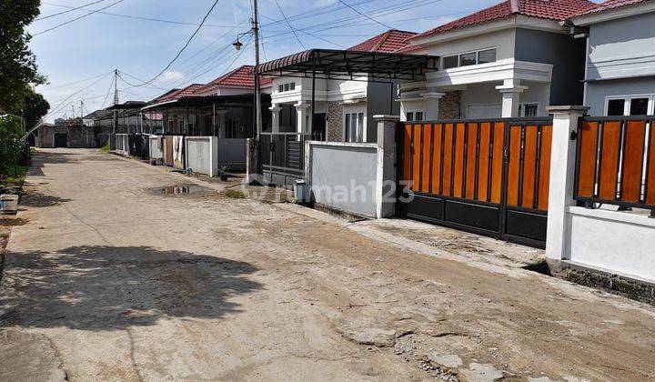 Rumah, di Jl. Parit H. Husin II, Bangka Belitung Darat, Kec. Pontianak Tenggara, Kota Pontianak, Kalimantan Barat, Pontianak Tenggara 2
