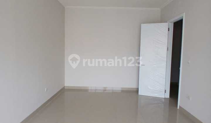 Di Sewakan Rumah Unit Baru Kosongan 2 Lantai Cluster Eropa Sedayu City Kelapa Gading 2
