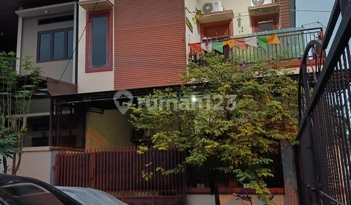 Dijual Kos-Kos an 6 pintu Area Bekasi Harapan Indah Dijual Kos-Kos an 6 pintu Area Bekasi Harapan Indah
