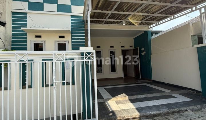 House for Quick Sale in Harapan Indah, Bekasi 1