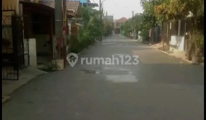 For Sale House Front Location Cheapest Griya Harapan Permai in Harapan Indah Bekasi 2