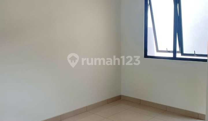 Disewakan rumah cluster Regia summarwecon Crown Gading Bekasi 2