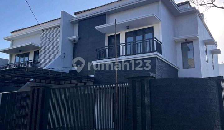 Rumah 2 Lantai Dekat Area Perkotaan 1