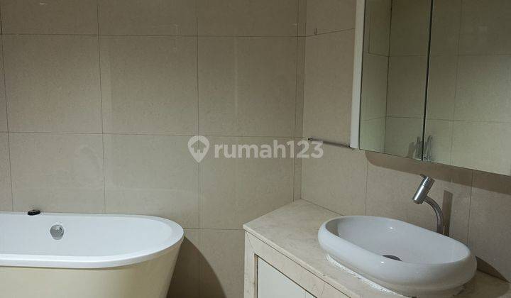 Apartemen Parama 4 BR Semi Furnished 2