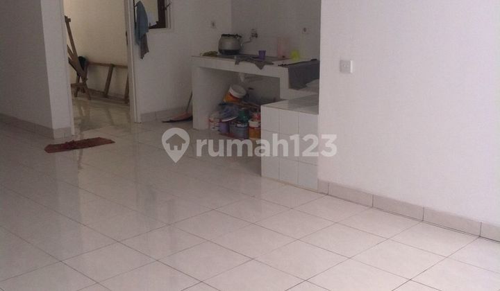 For Sale Ready-to-Live-In Good House in Foresta Fiore 2