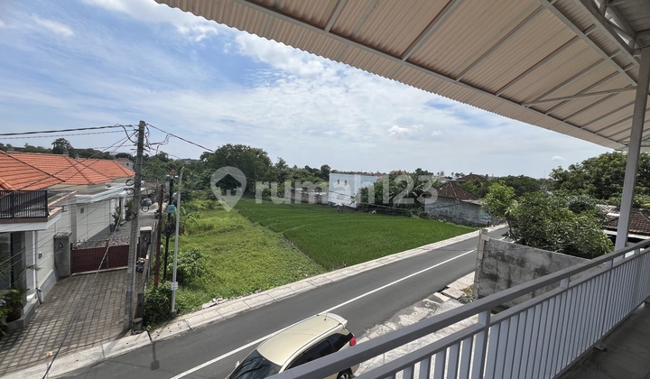 Ruko, 2 Lantai, SHM, di Kerobokan Kelod